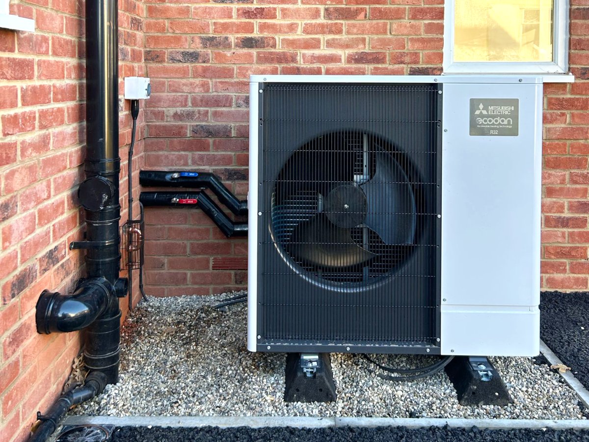 Air source heat pump installation at a home in Chelmsford, Essex